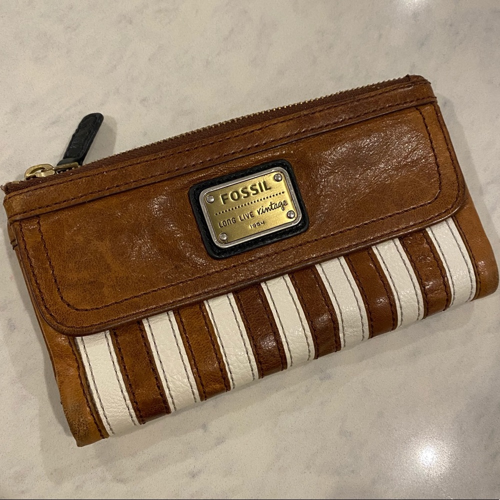 Fossil Wallet